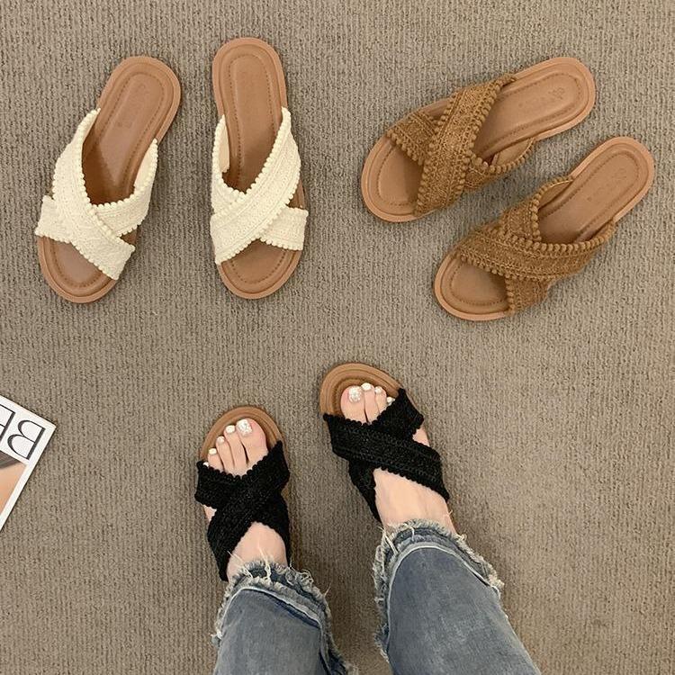 Cool tofflor i etnisk stil för kvinnor sommar 2025 nya bohemiska damsandaler med platt sula och korsband