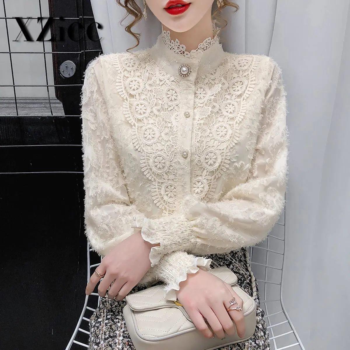 

2025 Autumn/Winter Versatile Women s Fleece-Lined Lace Base Shirt S (Recommended for 80-90 lbs)