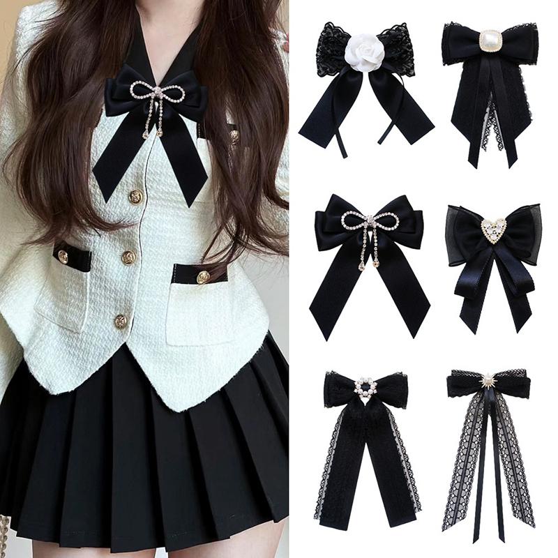 Koreanische Damen Spitzen Fliege Brosche Schwarze Kamelienblüte Perle Hemdkragen Nadeln Schleife Band Hochzeitsparty Krawatte