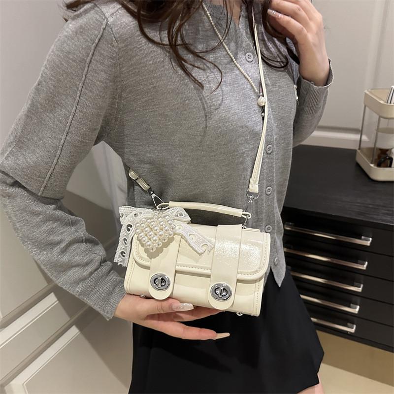 Street Style Small Pu Shoulder Bag With Stitching For Daily Casual Wear