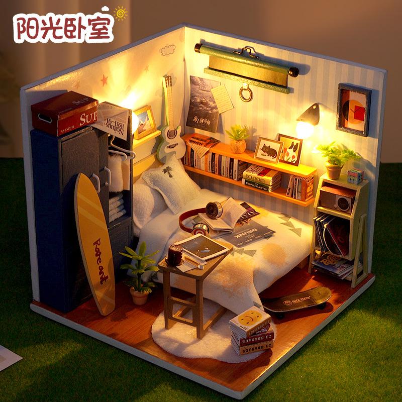 Neues Bastel-Miniaturzimmer Handmontiertes Hütten-Spielzeugmodell Kreative Hütte mit Licht Acryl-Staubschutz Geburtstagsgeschenk für Kinder brown