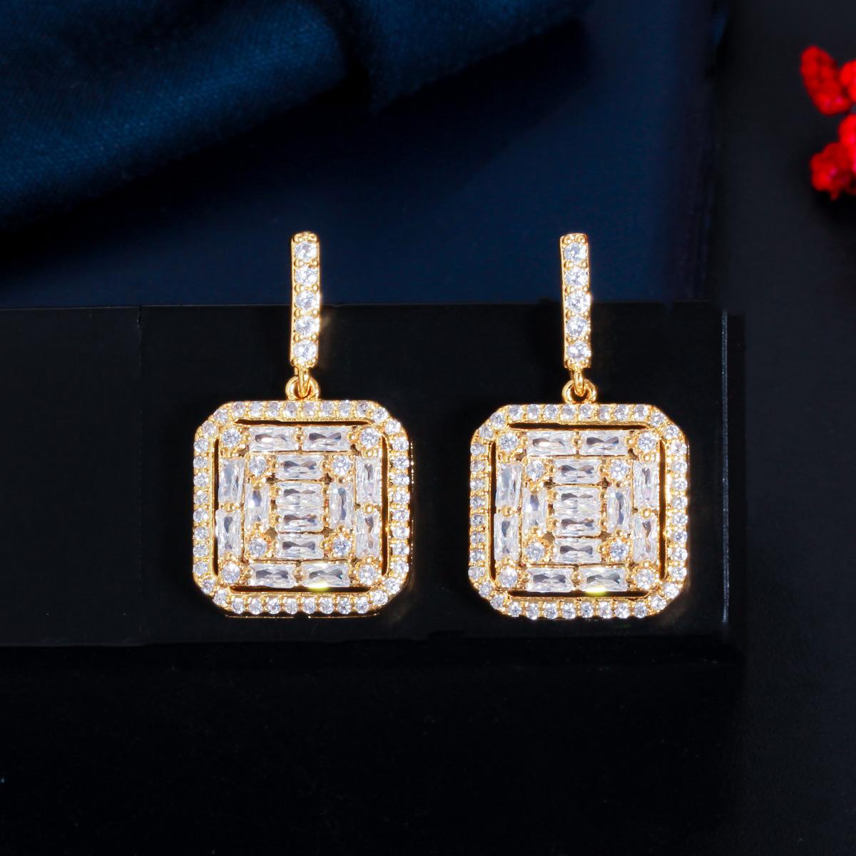 

Tmall Celebrity Temperament Square Full Diamond Zircon Stud Earrings, Super Temperament Jewelry
