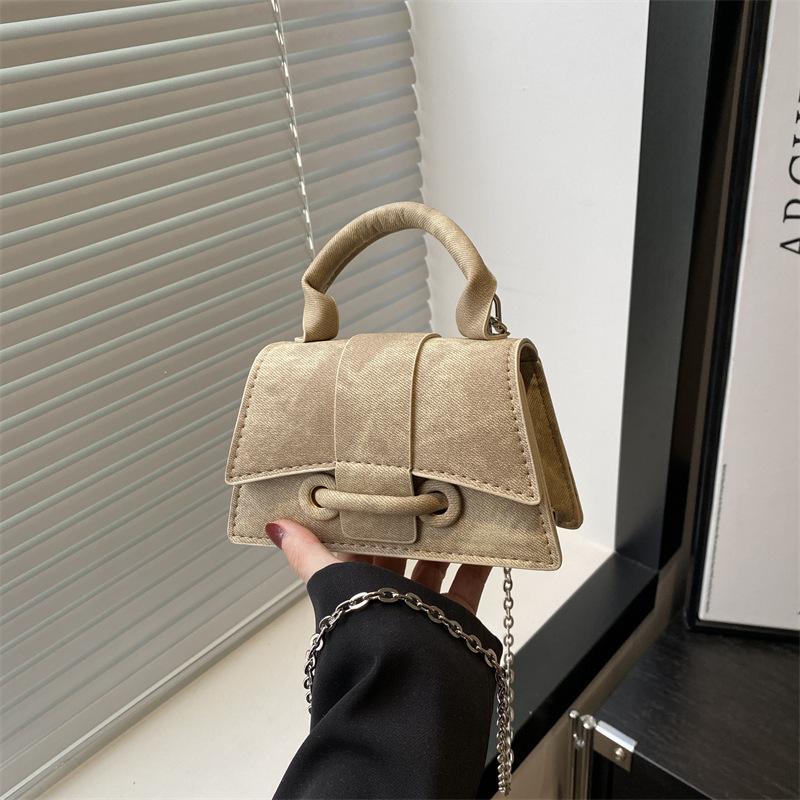 Niche Design Small Bag Women's 2025 Early Autumn New Chain Messenger Bag Mini Foreign Style Shoulder Portable Small Square Bag