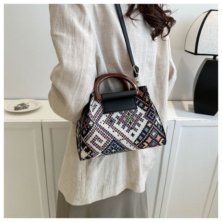 Ethnic Style Women's Handbag Textured Canvas Bag Simple Single Shoulder Crossbody Women's Bag