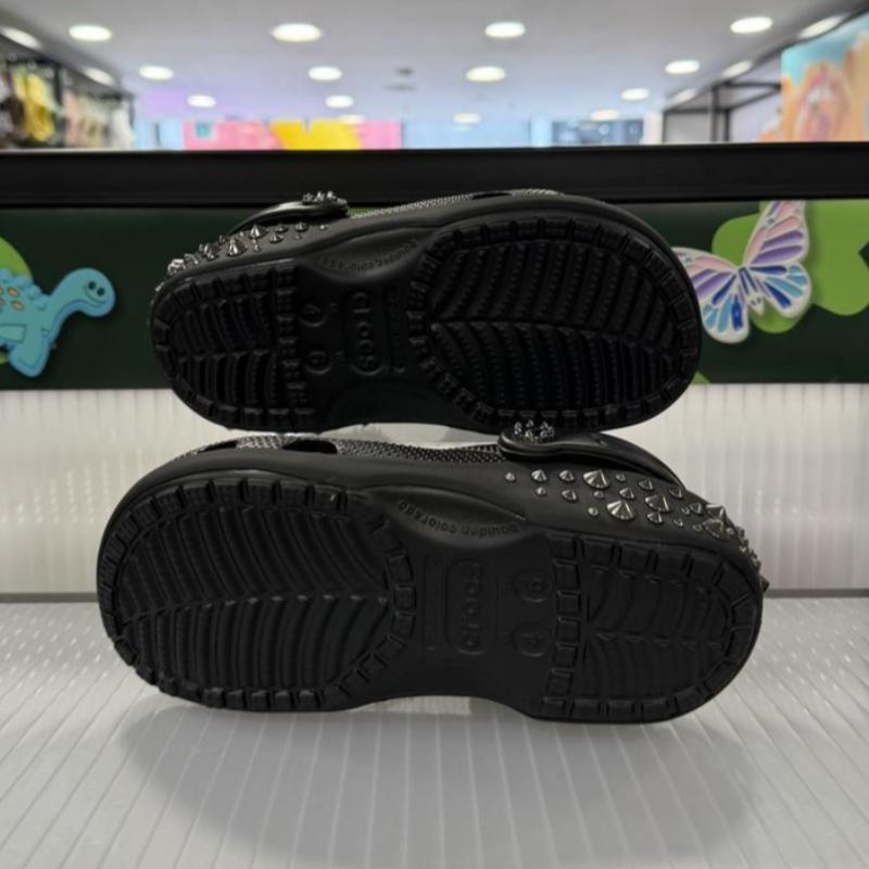Crocs Classic Stud Clog Black 211596 001