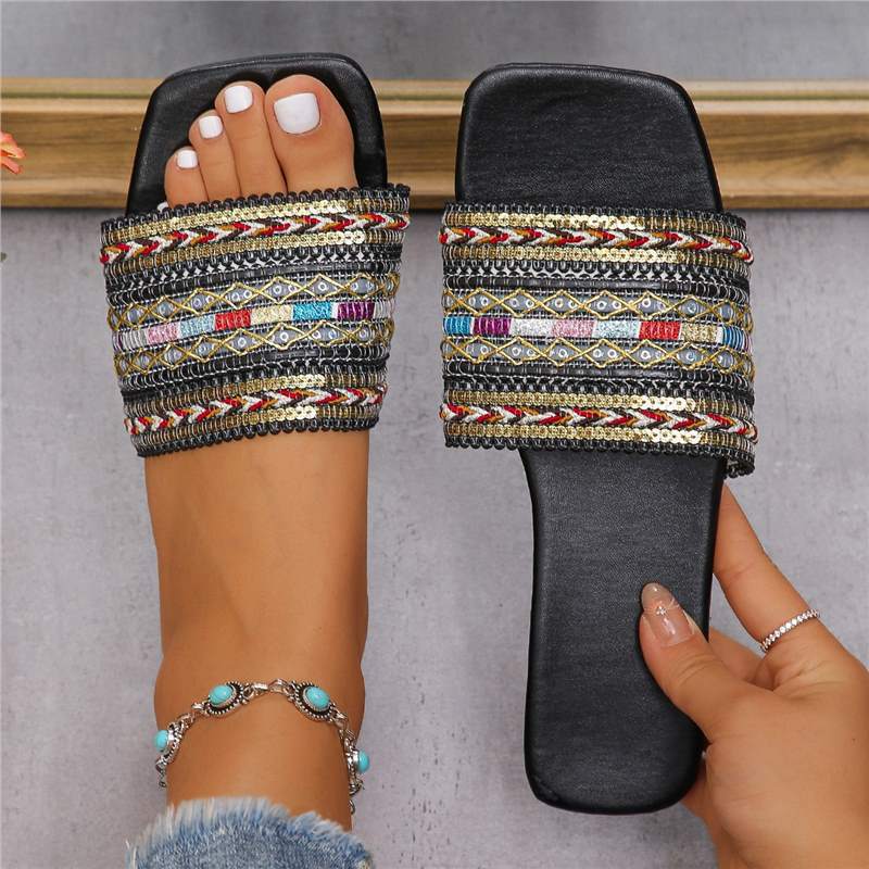 

Ethnic style flat bottom sandals women 2024 new casual bohemian one-word slippers foreign trade large size slippers 35 чорний