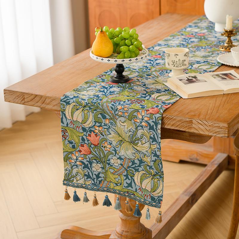 American Retro Floral Table Runner Long Decorative Cloth for Coffee TV Dining Table Atmosphere Fabric Cover