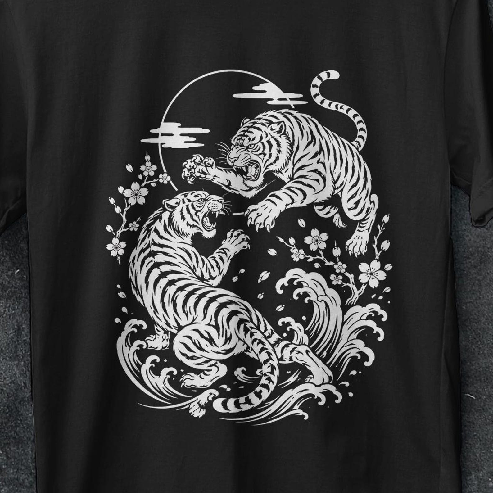 Japanese tiger, Japanese Fighting Tigers Tee, 90s Grunge t shirt, Aesthetic Shirt, Vintage Tattoo, Roaring Tiger shirt, Graphic Shirt Retro 2XL