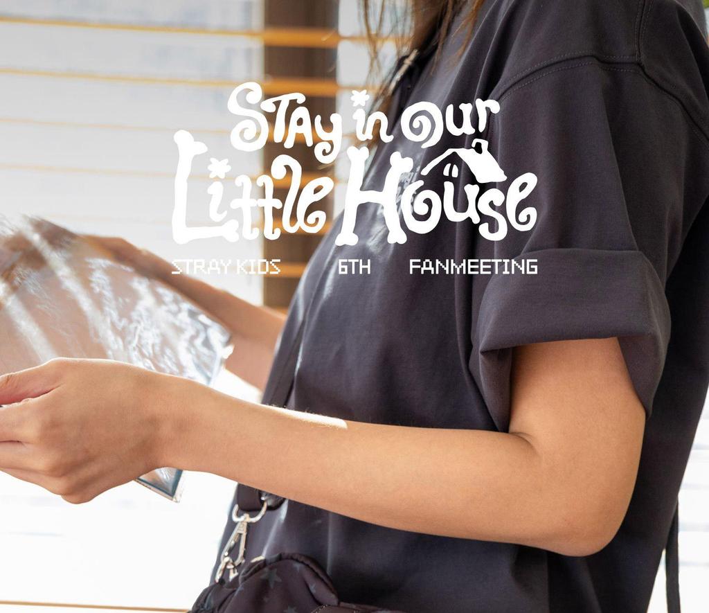 Stray Kids [STAY In Our Little House] MD (PVC BAG)