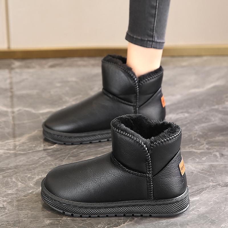 Snow boots winter velvet thickened large cotton shoes bread black leather surface fur integrated 32
