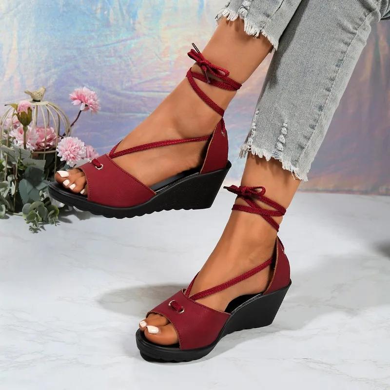 

Женская обувь 2025 Бренд Туфли с открытым носком Женские сандалии Горячая распродажа На шнуровке Новые Повседневные Большие размеры Летние Лаконичные Бестселлер Сандалии на танкетке 43