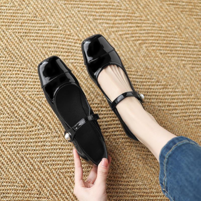 New Casual Patent Leather Single Shoes Square Head Flat Shoes Four Seasons Wear Women's Shoes Black Low Heel Large Size Shoes Square Heel Leather 