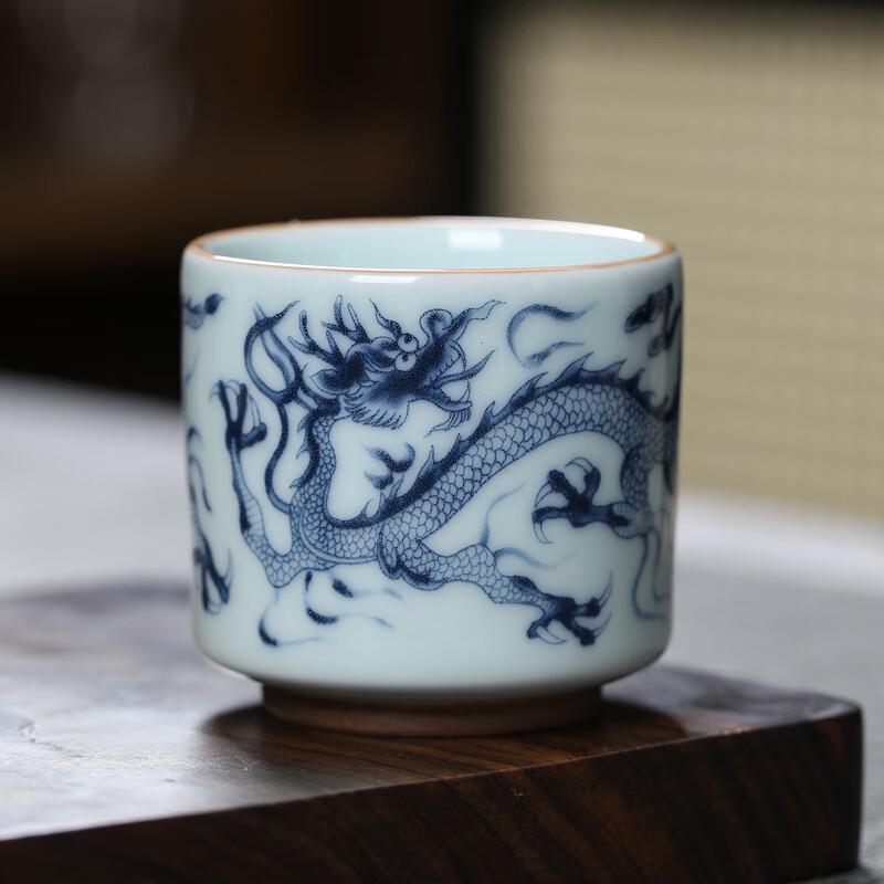 MULTIPOTENT Antique Blue & White Porcelain Dragon Tea Cup