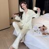 1011 New Island Velvet Pajamas Women's Winter Thickened Warm Suit Spring and Autumn Cartoon Long-sleeved Loungewear Can Be Worn Outside