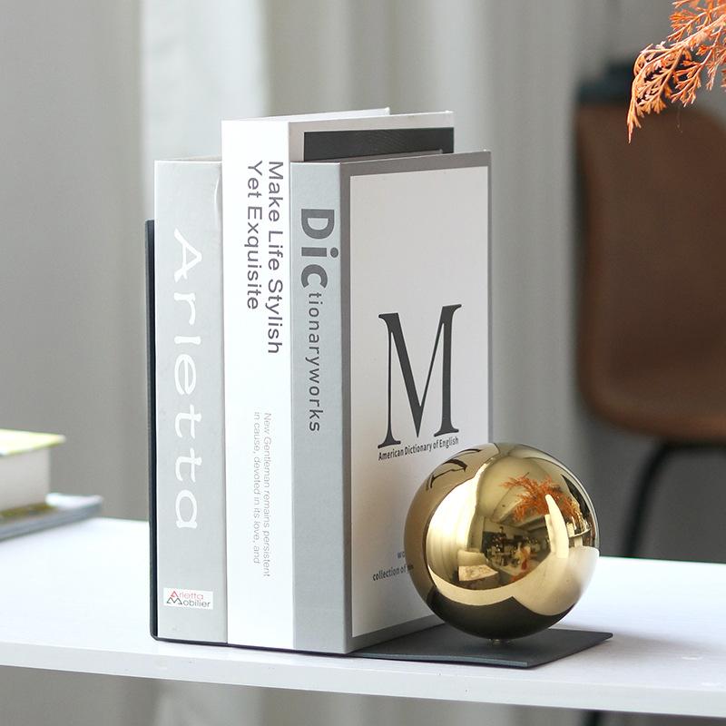 Eenvoudige Moderne Boekensteunen Boekenplank Ornamenten Entree Woonkamer Wijnkast TV-meubel Kantoor Licht Luxe Modelkamer Decoraties