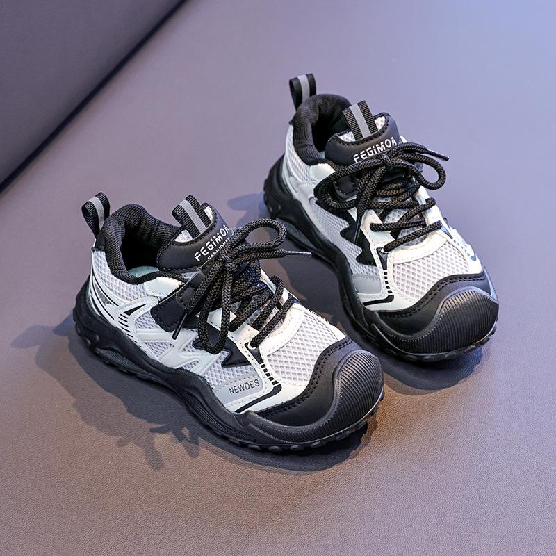 

Детская спортивная обувь 2025 осень новая мальчики повседневная обувь дышащая сетка модная универсальная девочки кеды прилив 30 [Inner length 19CM] чёрный