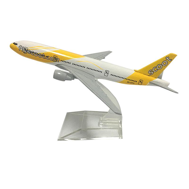 16cm Diecast Metal Singapore Scoot Flyscoot B777 Plane Airplane Aircraft Model Toy for Gift Display Collection