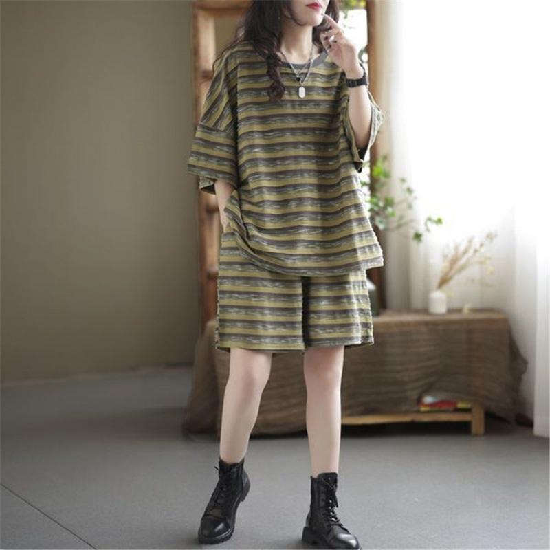 Women's Striped 2 Piece Outfits Casual Loose Short Sleeve T-shirt & Shorts Set Summer Loungewear Plus Size Homewear