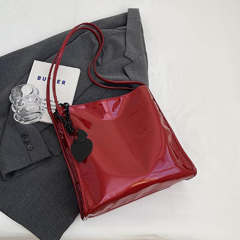 Red Patent Leather Large Capacity Tote Bag Classic Texture Shoulder Underarm Bag Lady Fall Winter New Fashion Commuter Pack