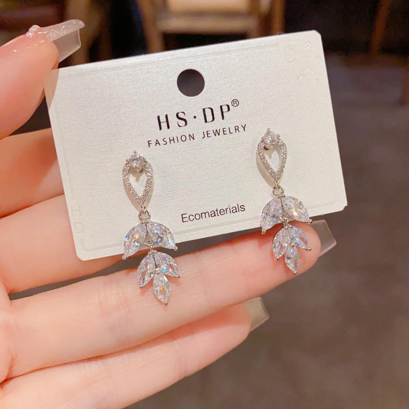 Women Exquisite Fashion Luxury Zircon Leaf Tassel Drop Dangle Earrings