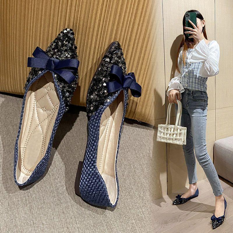 

Модные женские балетки с бантом, туфли с острым носком для женщин, сексуальные со стразами, скидка, весна, молодые, для отпуска, слипоны, удобные и элегантные 40
