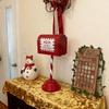 Iron Art Christmas Mailbox Ornament - Festive Indoor Decoration and Gift Stand