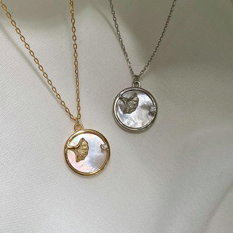 Double Sided Full Body Apricot Natural White Mother of Pearl Round Brand Necklace, Niche Light Luxury Collarbone Chain