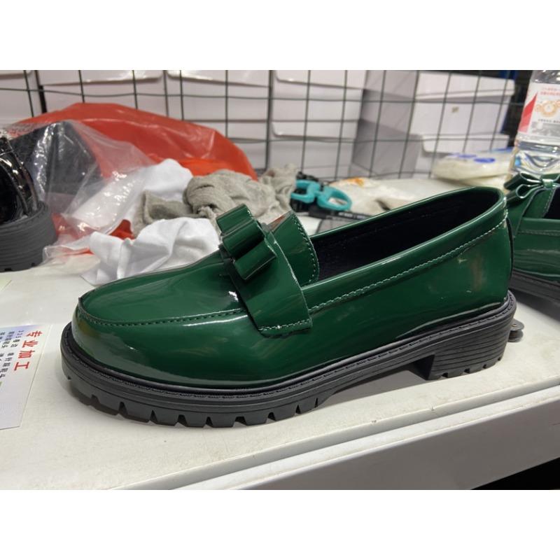 Medium Glossy Heel Women's New Loafers Large Size Fringed Patent Leather Fashion Casual Retro Single Shoes
