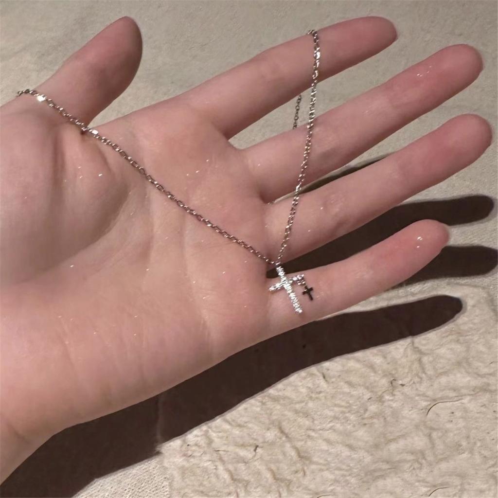 Stylish Crucifix Necklace with Sparkling Zircon Charm Titanium Steel Jewelry Gift for Women Lady Fashion Accessory