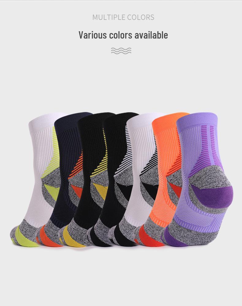 CoolMax Unisex Mid-Calf Breathable Antibacterial Running Socks with Thickened Terry Bottom