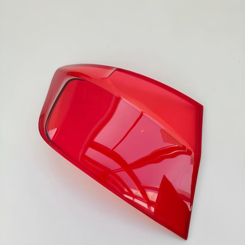 Zadní kryt světla a kryt pro BMW řady 5 (F18) pro modely 2014-2017