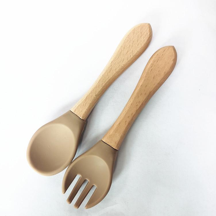 

Детская силиконовая ложка для кормления с деревянной ручкой - Мягкая, термостойкая, из пищевой резины, столовый прибор для младенцев.