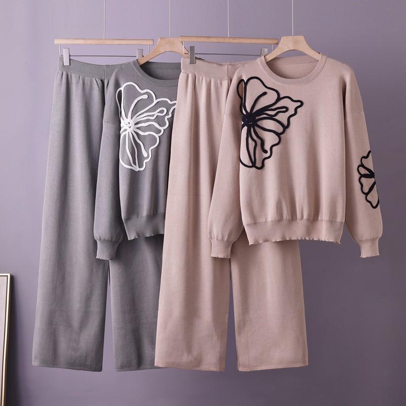 Womens Elegant Knit Set With Floral Embroidery Crewneck Sweater Wide-Leg Casual Pants