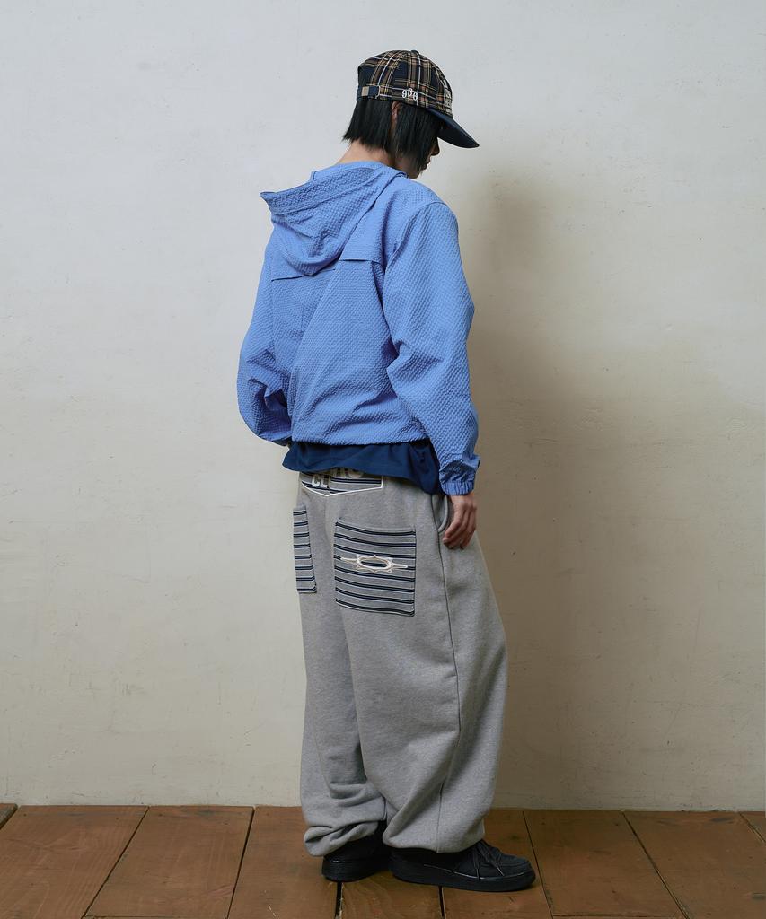 Lujeoseukeulleob Multi Logo Wide Sweatpants Gray