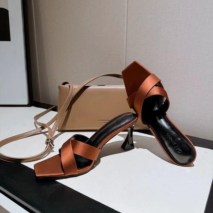 Fashion Vintage Open-toed Slippers Women 2025 New Summer Wear Stiletto Sandals Temperament Elegant Daily Shopping Women Sandals