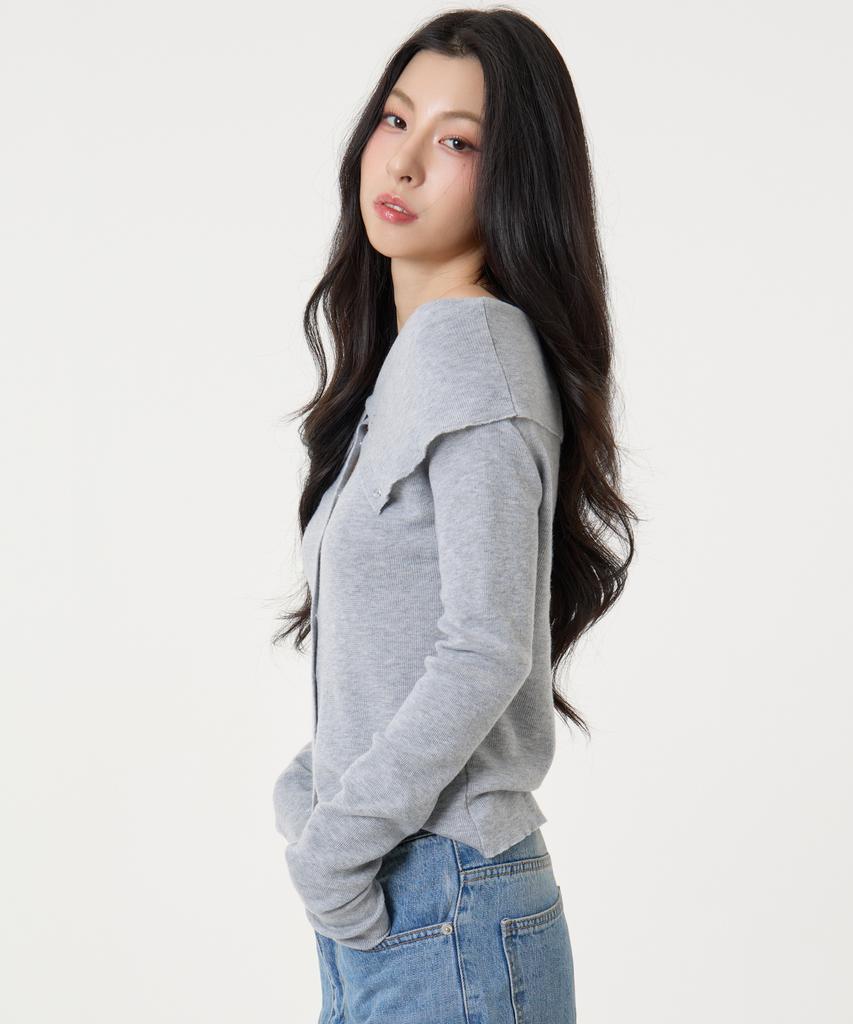 UNKNOWN PLANET Ring Snap Off-Shoulder Long Sleeve Knit Top Gray