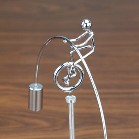 Jednokolka Muž Balanční dekorace Fyzika Balanční hračka Kov Balancování Rotující mužíček Domácí kancelář Stolní ozdoba Narozeniny