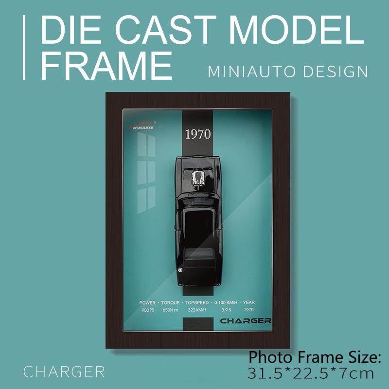 1:32 Scale Car Model Toy 3D Frame Sound Light Pull Back Doors Opened Car Ornament Decoration Painting Boy's Birthday Gifts