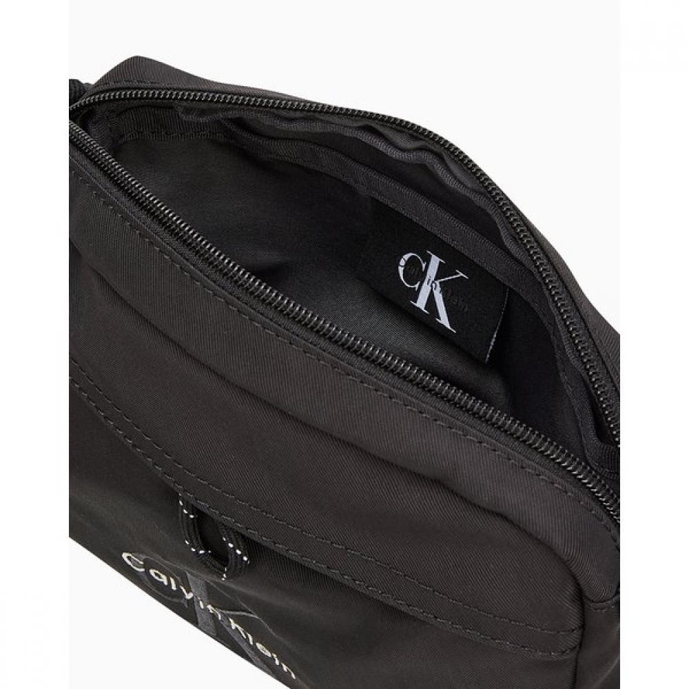 Calvin Klein Men S Bold Logo Nylon Camera Bag 4d3117g Ub1