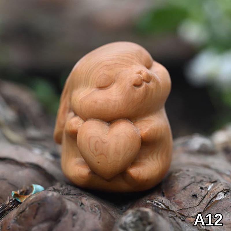 1Pc Wood Carving Easter Rabbit Ornaments Rabbit Figurine Cute Bunny Ornament Home Office Desktop Decor Car Decoration Party Gift