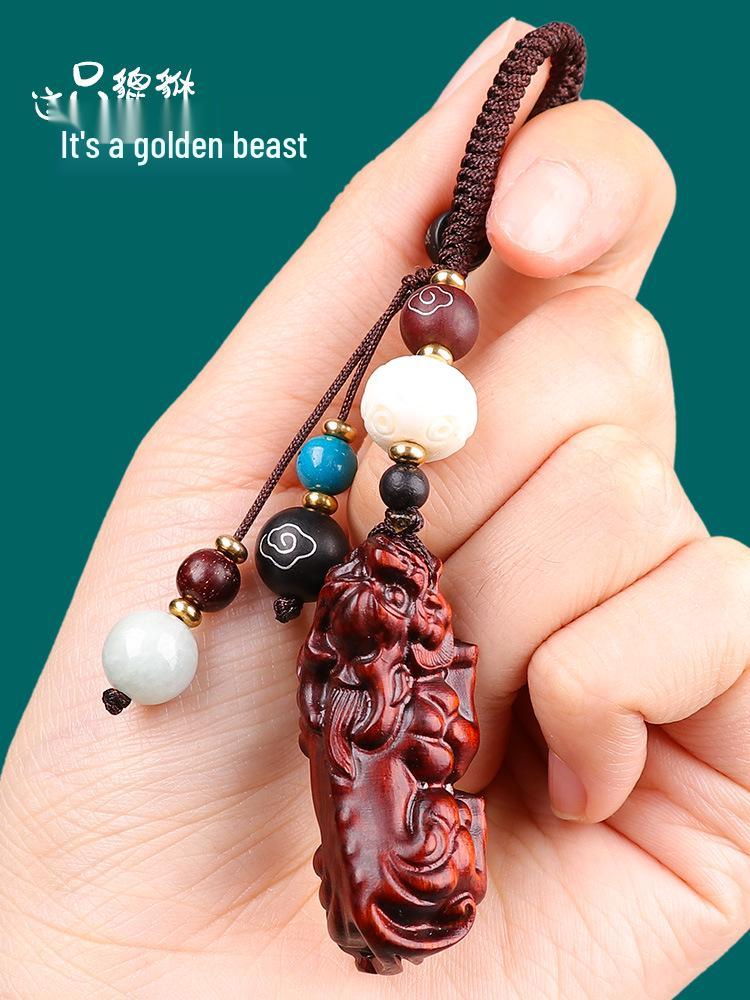 Purple Sandalwood Pixiu Keychain Pendant: Handmade Creative Ornament Buckle.