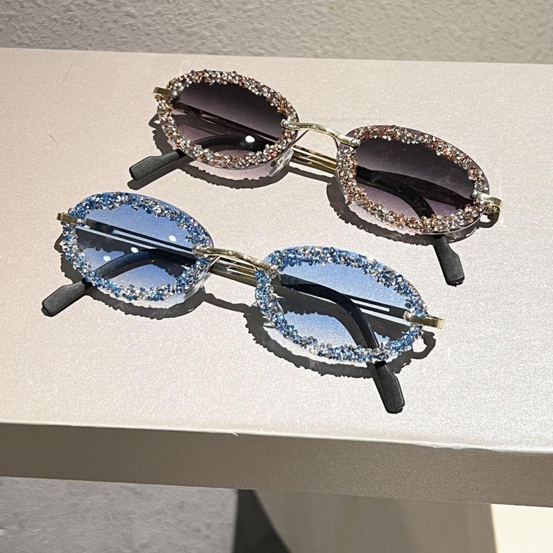 Oval Frame Metal Diamond-encrusted Sunglasses Women's Street Photography High-end Ins Glasses Fashion European and American Trend Sunglasses