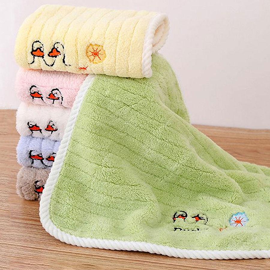 5er Set Baby Weiche Saugfähige Handtücher Koralle Samt Cartoon Bestickt Tier Kinderhandtücher Neugeborenen Quadratische Waschlappen