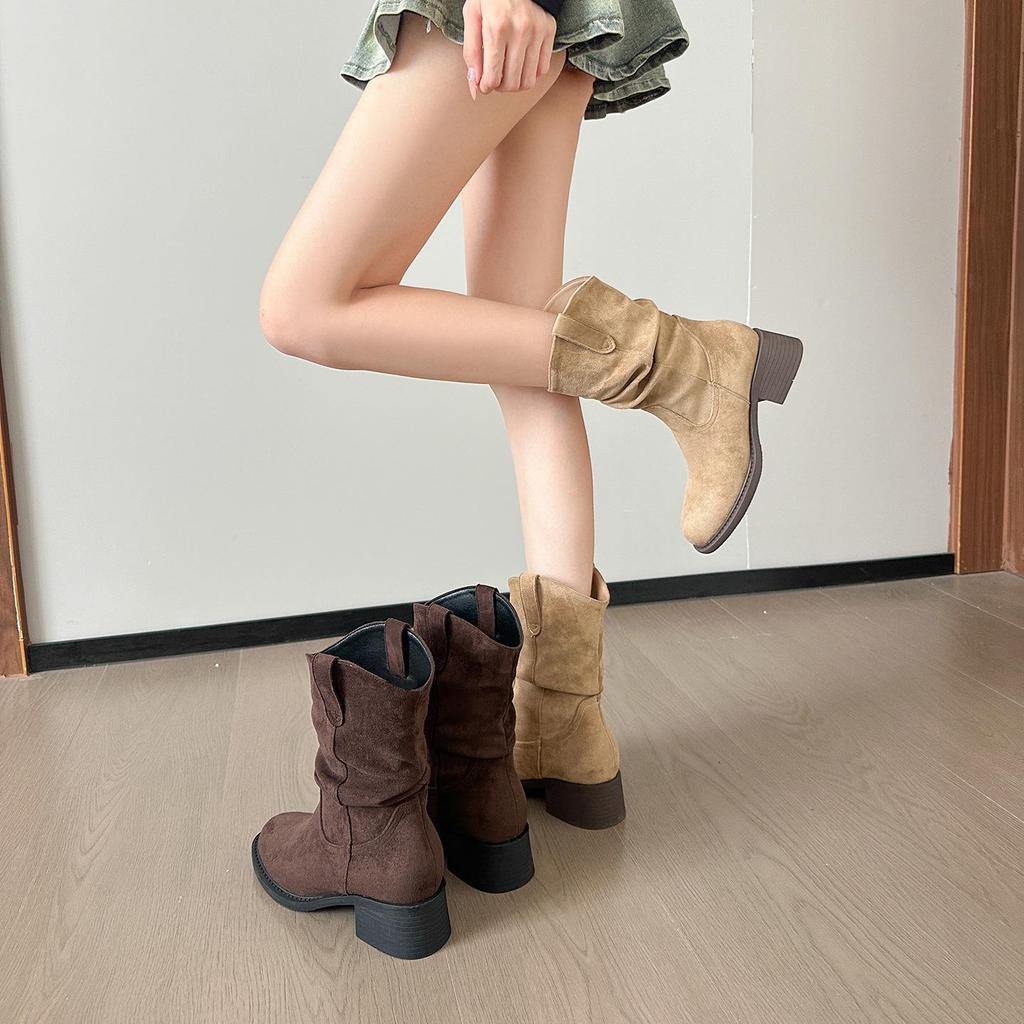 859-1 Retro Ruched Stacked Boots: 2025 Autumn/Winter Square Toe Chunky Heel Fashion Ankle Boots with Inner Height Increase.
