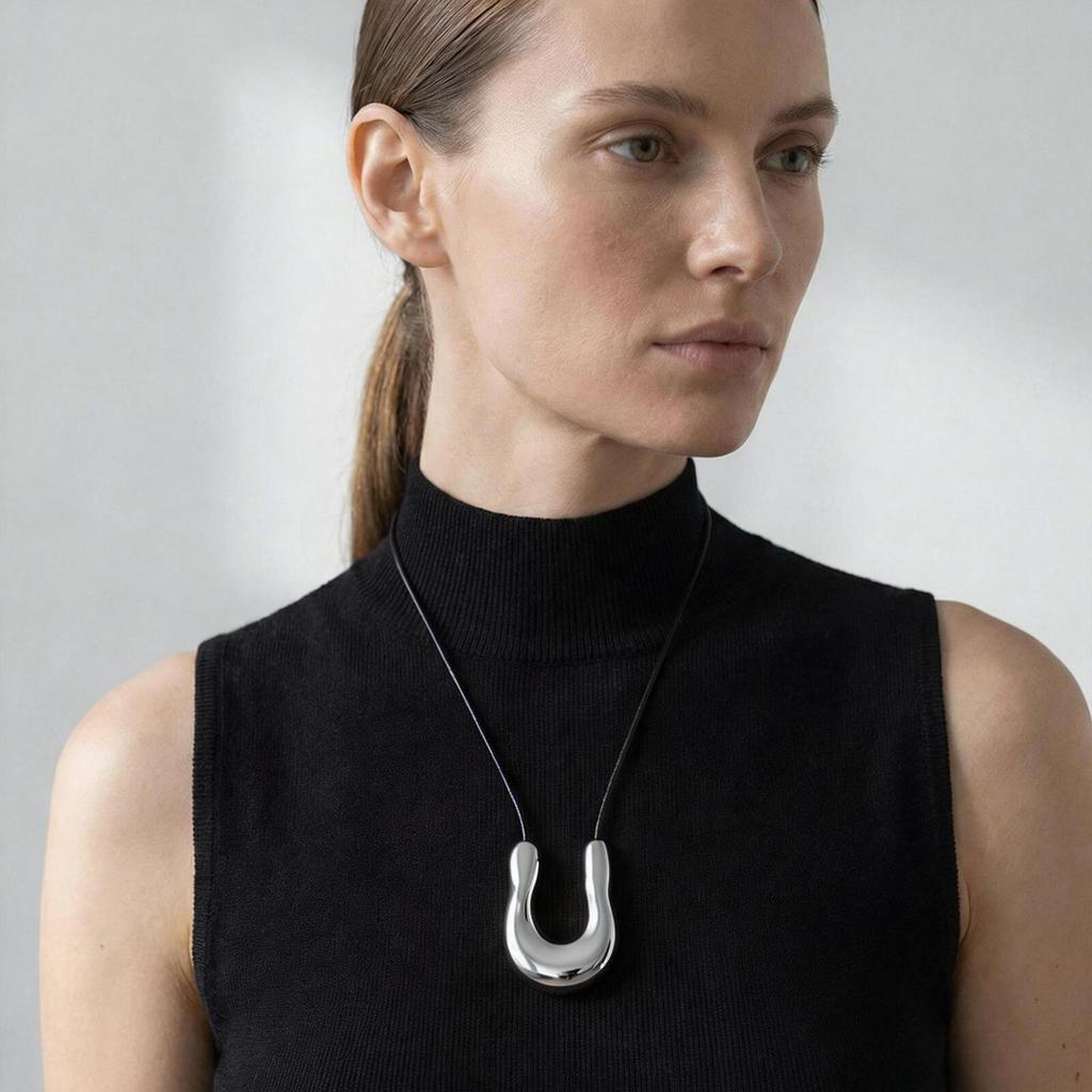 Vnox Punk Large Gold Polish U-Shape Horseshoe Pendant Necklace for Women, Adjustable Black Leather Rope Necklace Party Jewelry