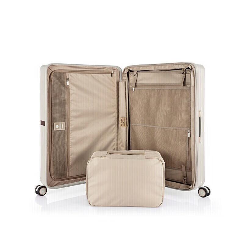 Samsonite HH5*45001 PC Hardside Spinner Suitcase