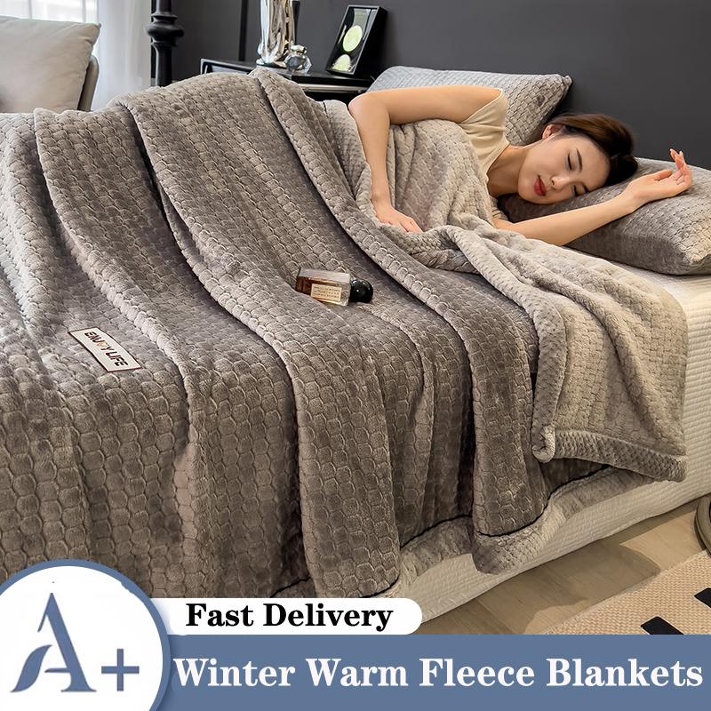 Coral Fleece Autumn Winter Warm Blankets for Bed Thicken Velvet Blanket Quilt Soft Comfortable Warmth Quilts Washable Machine