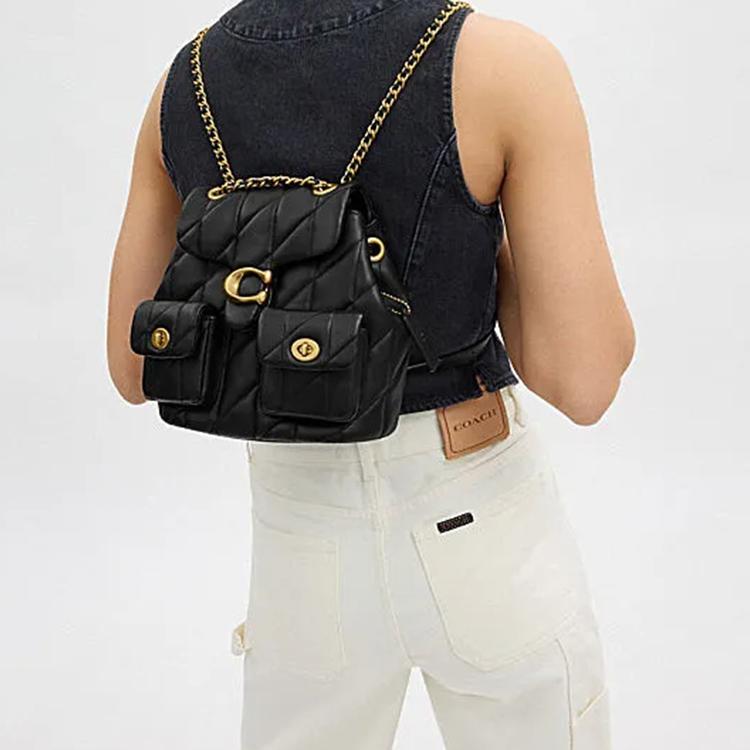 Coach Tabby 22 Metallisches Logo Stepp Lammleder Rucksack Kleiner Damenrucksack Schwarz CU076-B4BK