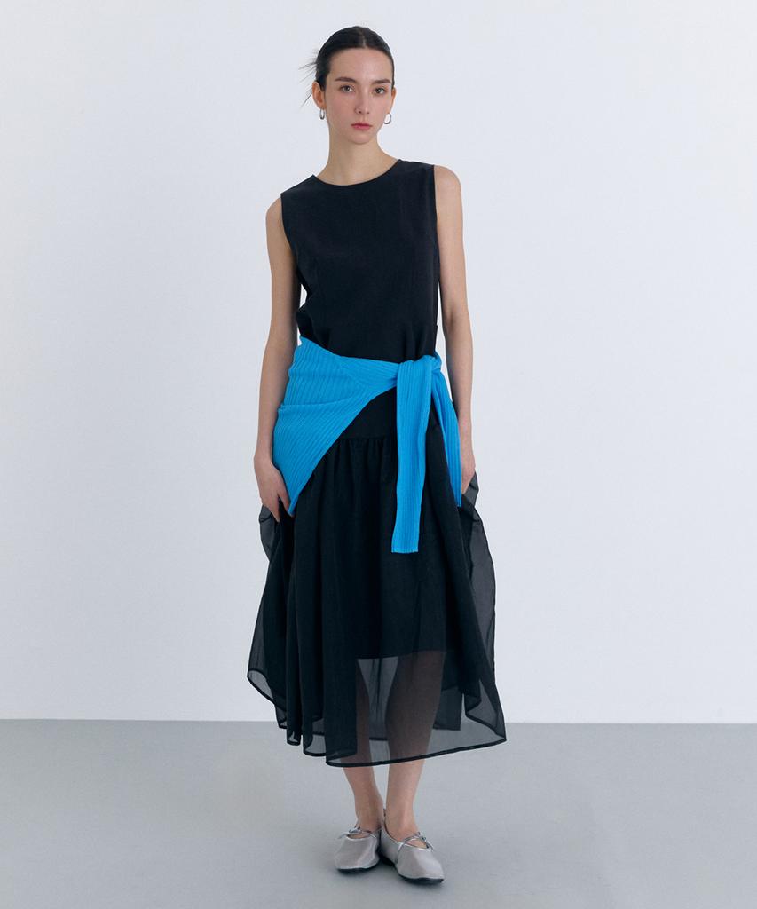 Cloet Organza Layered Sleeveless Dress + Black
