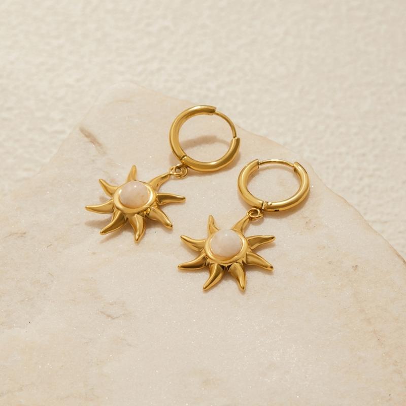 Minimalistické náušnice ve tvaru slunce Pozlacené Lehké designy Doplněk do uší Perfektní pro večerní událost